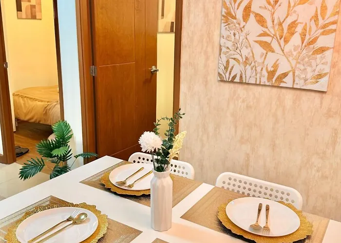 Apartment Casa Cserina 2-bedroom Palm West Near Moa, Naia, Okada, Solaire And Bay With Karaoke, Netflix & Games Manila