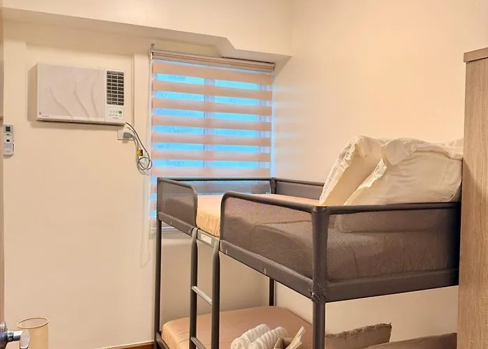 Casa Cserina 2-bedroom Palm West Near Moa, Naia, Okada, Solaire And Bay With Karaoke, Netflix & Games Manila